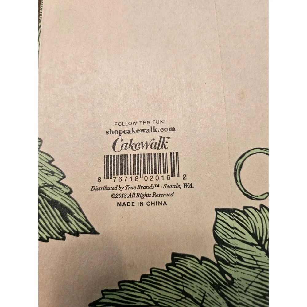 Cakewalk Wine Gift Bags 15 Pack Tan Purple Grape Vine Print Paper Sleeves